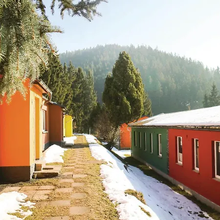 Four Bedroom Holiday In Nyaraló Lichte